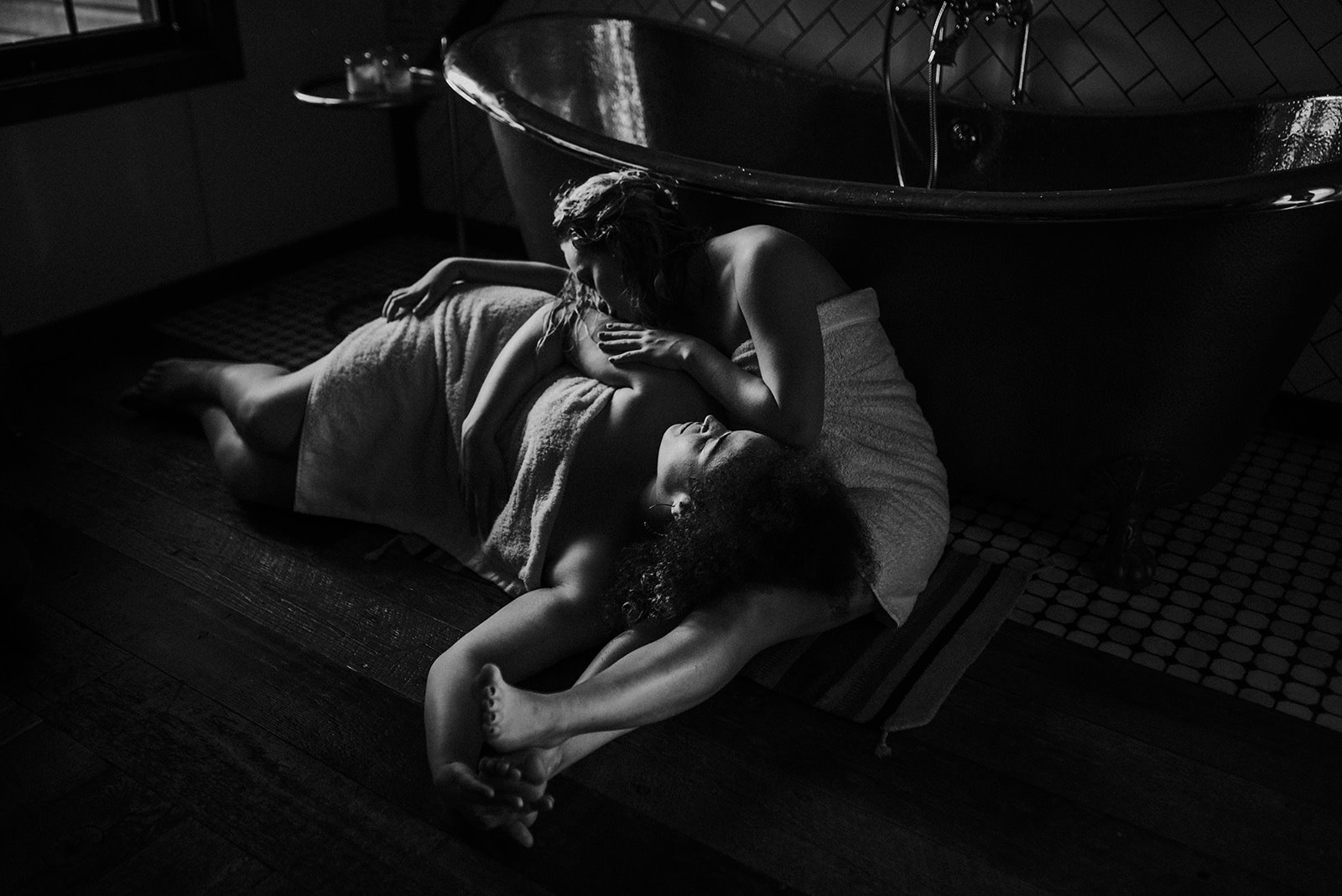 Features by Twyla Jones, Images with So Fresh So Clean, So Fresh So Clean images