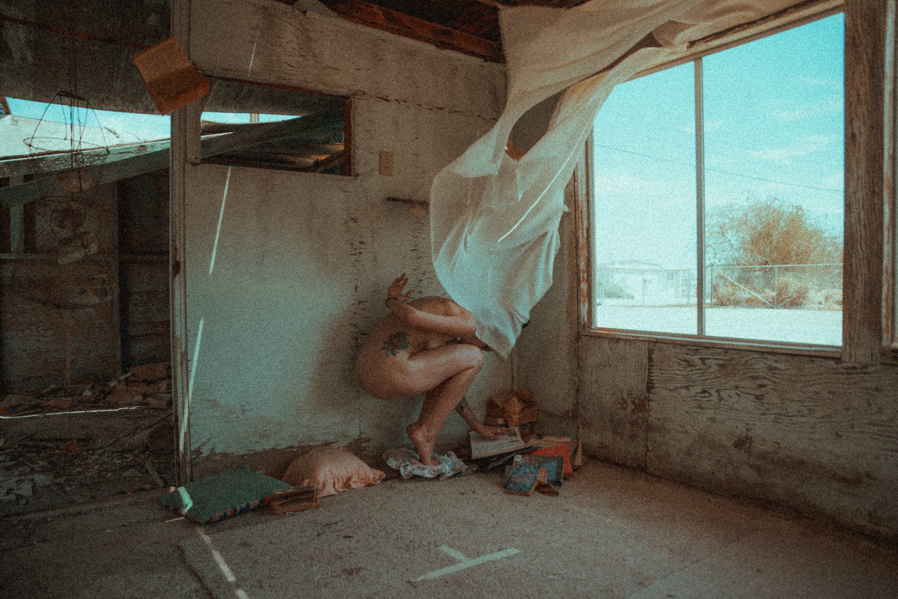 When You're Strange Features by Twyla Jones, Images of Strange features, Strange photos
