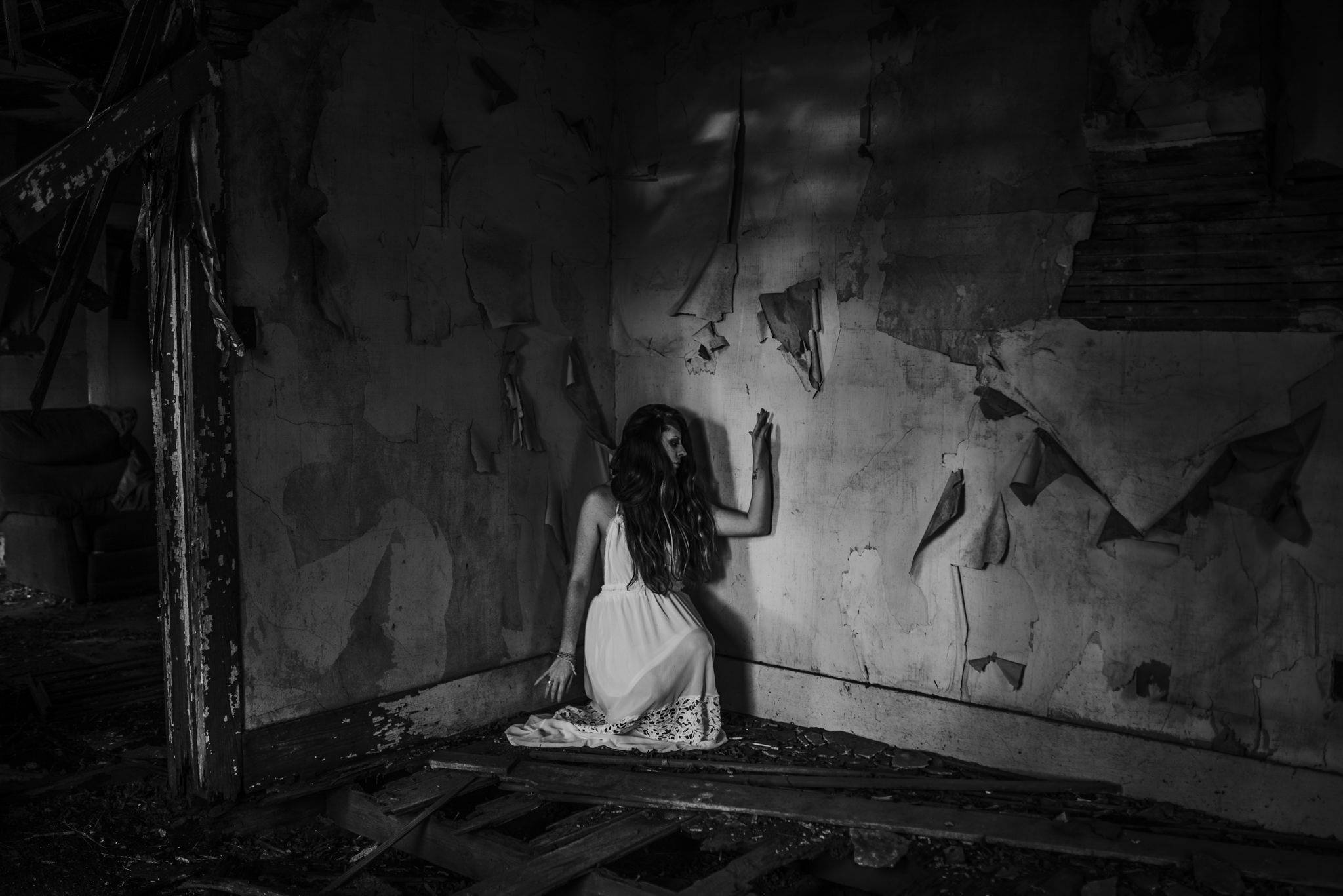 When You're Strange Features by Twyla Jones, Images of Strange features, Strange photos