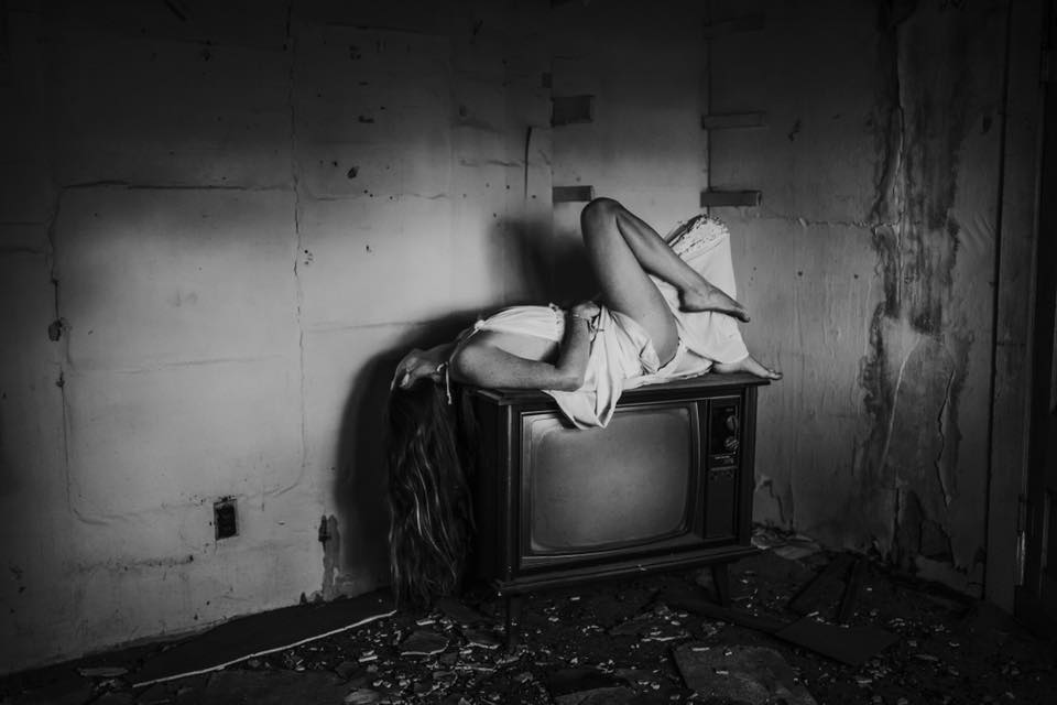 When You're Strange Features by Twyla Jones, Images of Strange features, Strange photos